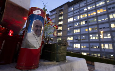 Evidenti difficoltà, la frase che preoccupa i fedeli. come sta Papa Francesco