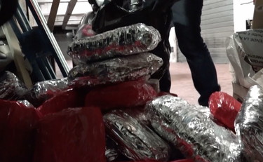 Centro migranti trasformato in una base di stoccaggio di droga: pioggia di arresti | GUARDA