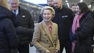 Tre anni di guerra in Ucraina. Leader Ue a Kiev e Macron è atteso da Trump