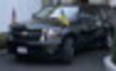 Urla alla Casa Bianca, Trump: Zelensky torni se pronto per la pace