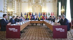 Leader a Londra per salvare Kiev: qual è il piano Ue per il riarmo