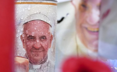 La situazione resta critica. Due episodi di broncospasmo: come sta Francesco