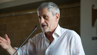 Alemanno scrive a Il Tempo: “Dalla cella dico alla politica qui siamo al collasso”