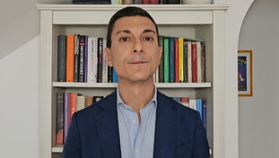 Papa Francesco da un mese in ospedale. Le condizioni e l'ipotesi rinuncia, cosa sappiamo