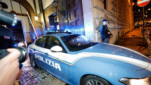 La pista della “guerra delle grucce” di Prato dietro l'omicidio dei due cinesi a Roma