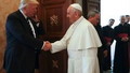 Papa Francesco e Trump, così divisi ma uniti per la pace