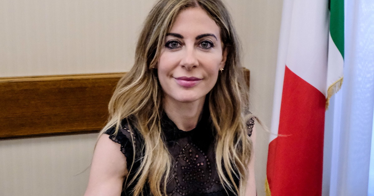 Ascolti tv, Belve e Le Iene graffiano in prima serata