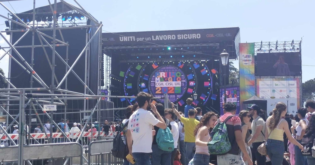 Primo maggio, parte il Concertone rosso. Leo Gassmann apre con Bella ciao