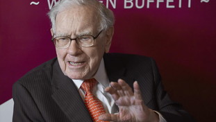 Il guru Buffett boccia la guerra dei dazi: Il commercio non dovrebbe essere un'arma
