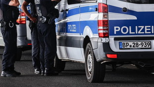 Germania, il governo chiede respingimenti anche per i richiedenti asilo