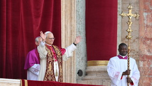 Tutti gli uomini di Prevost: dal potente Versaldi a Luis Marìn. E l'agostiniano cambia la Chiesa