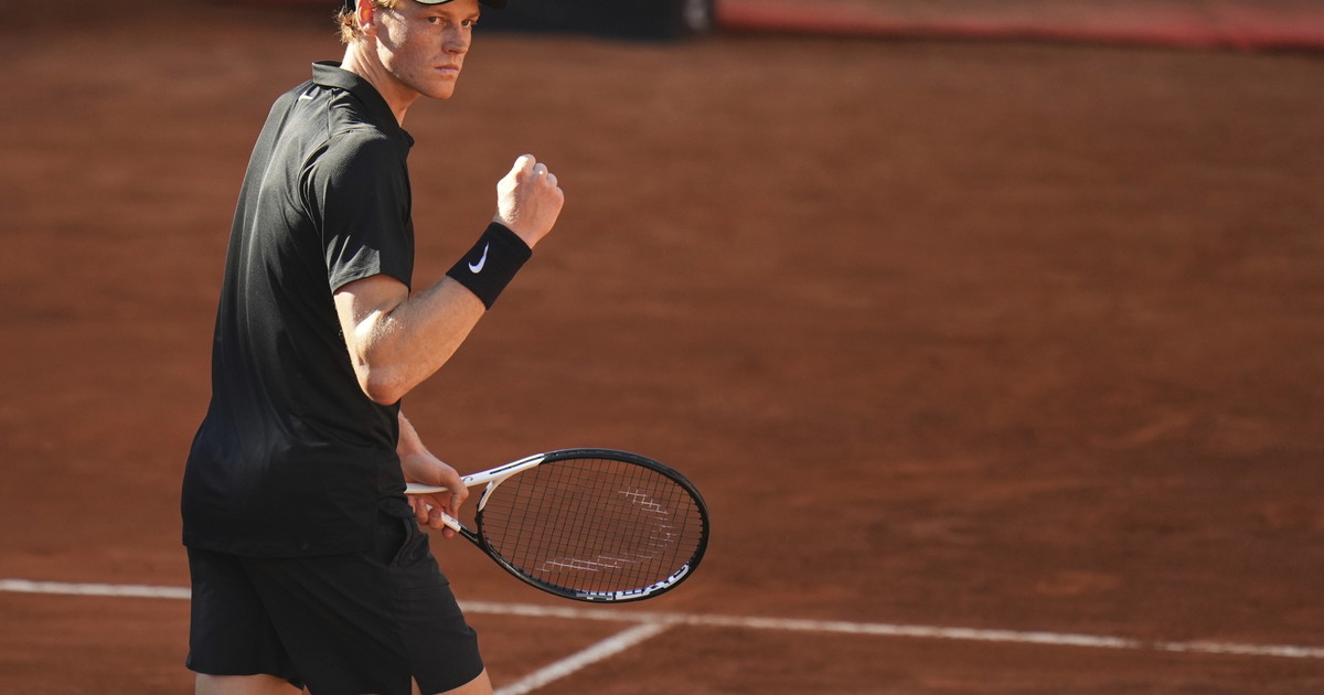 Sinner batte De Jong in due set e vola agli ottavi di finale