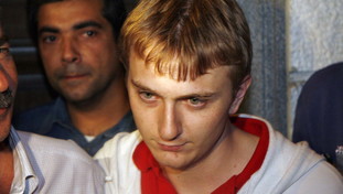 Mi sa che abbiamo incastrato Stasi. L'sms bomba nella nuova inchiesta su Garlasco