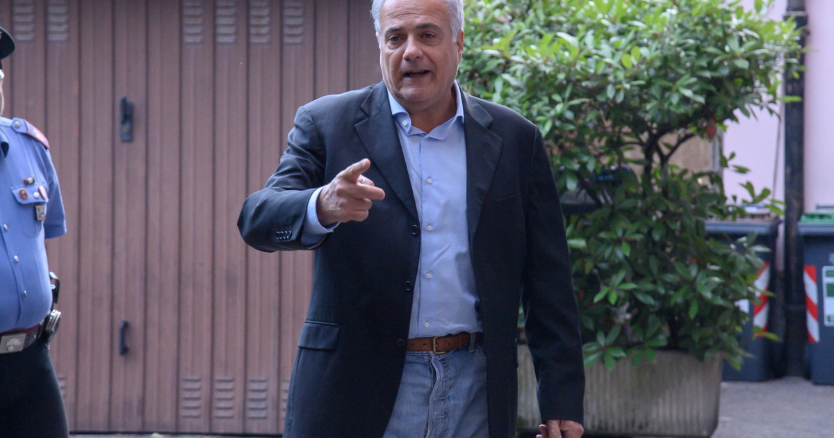 Roberto Salis, sospeso l'account X del padre di Ilaria