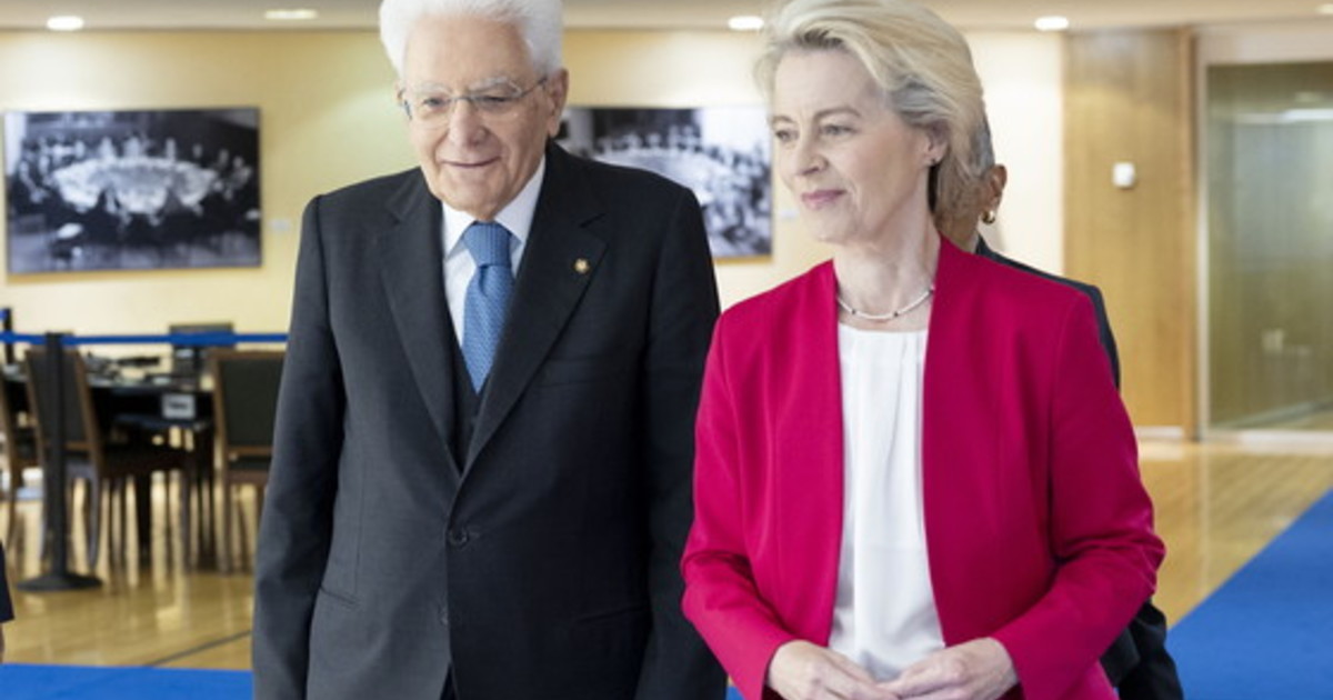 Riferimento per i giovani europei. Von der Leyen promuove Mattarella