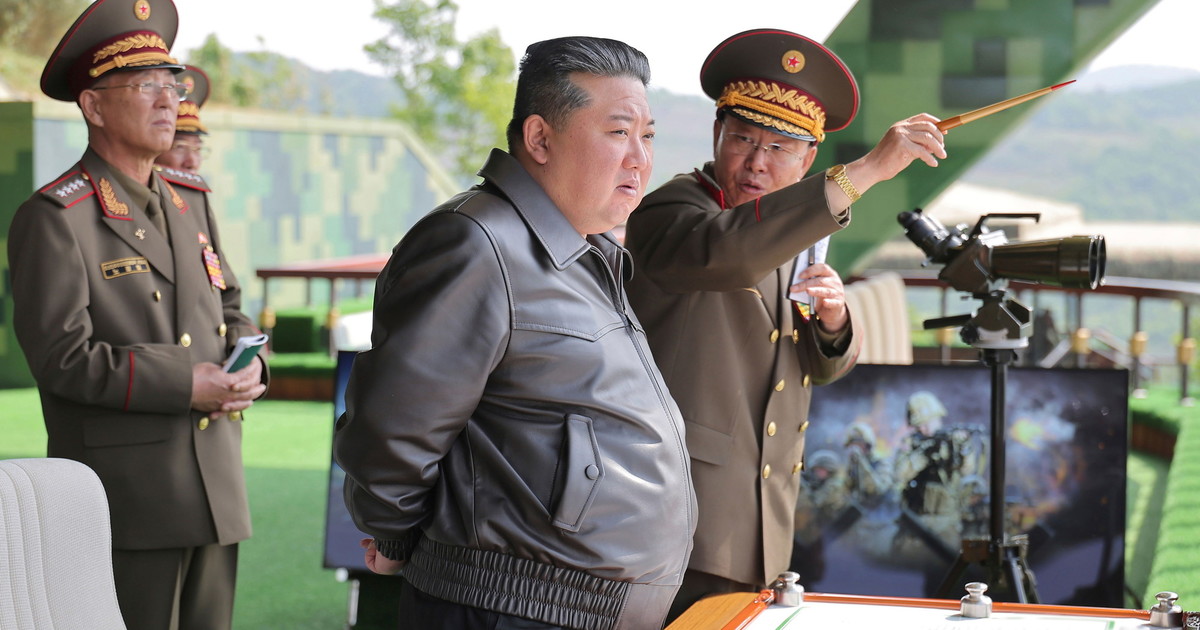 Grave incidente per una nave da guerra nordcoreana. E Kim impazzisce