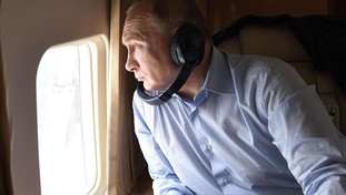 Droni contro l'elicottero presidenziale di Putin: Attacco respinto nel Kursk