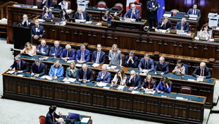 Il centrodestra corre veloce su premierato e separazione delle carriere. La sinistra impazzisce