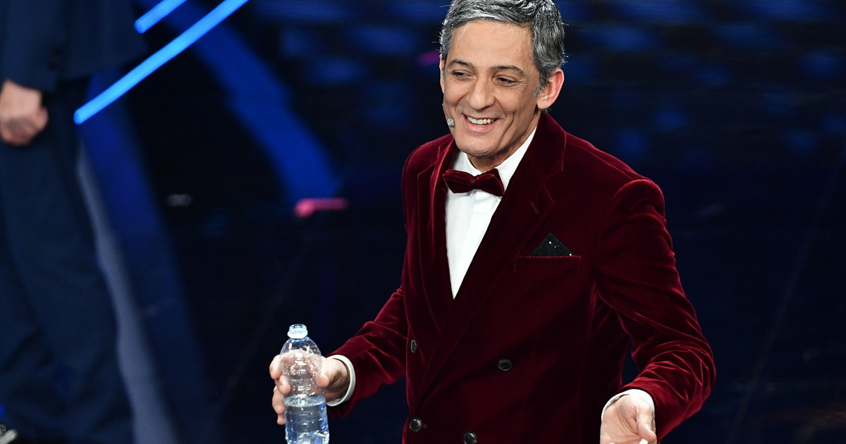 Ha bloccato Roma. Fiorello gela Papa Leone