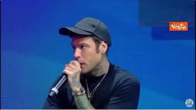 Fedez al Congresso di Forza Italia Giovani: 