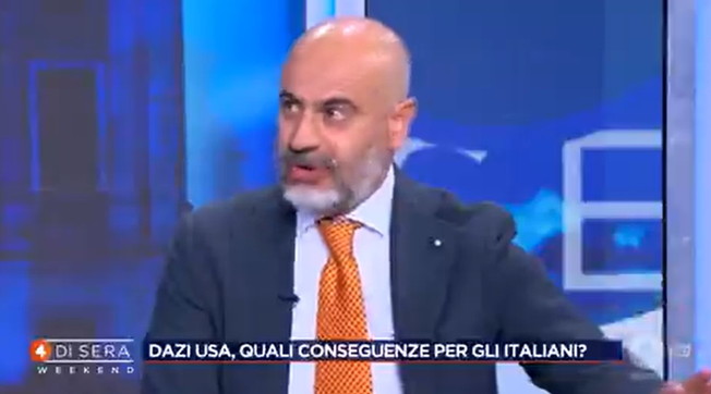 Perché torna a fare l'imprenditore. Paragone smaschera Musk: un gran casino