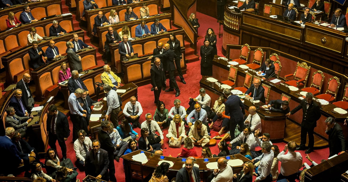 Dl Sicurezza, quasi rissa in Senato. Meloni: Passo decisivo per la legalità