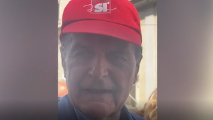 Altro che Gaza, coma si presenta Bersani in tv. Una schifezza, è bufera