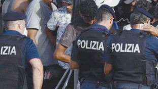 Schiaffo sulla cittadinanza: neppure quelli di sinistra votano per i migranti