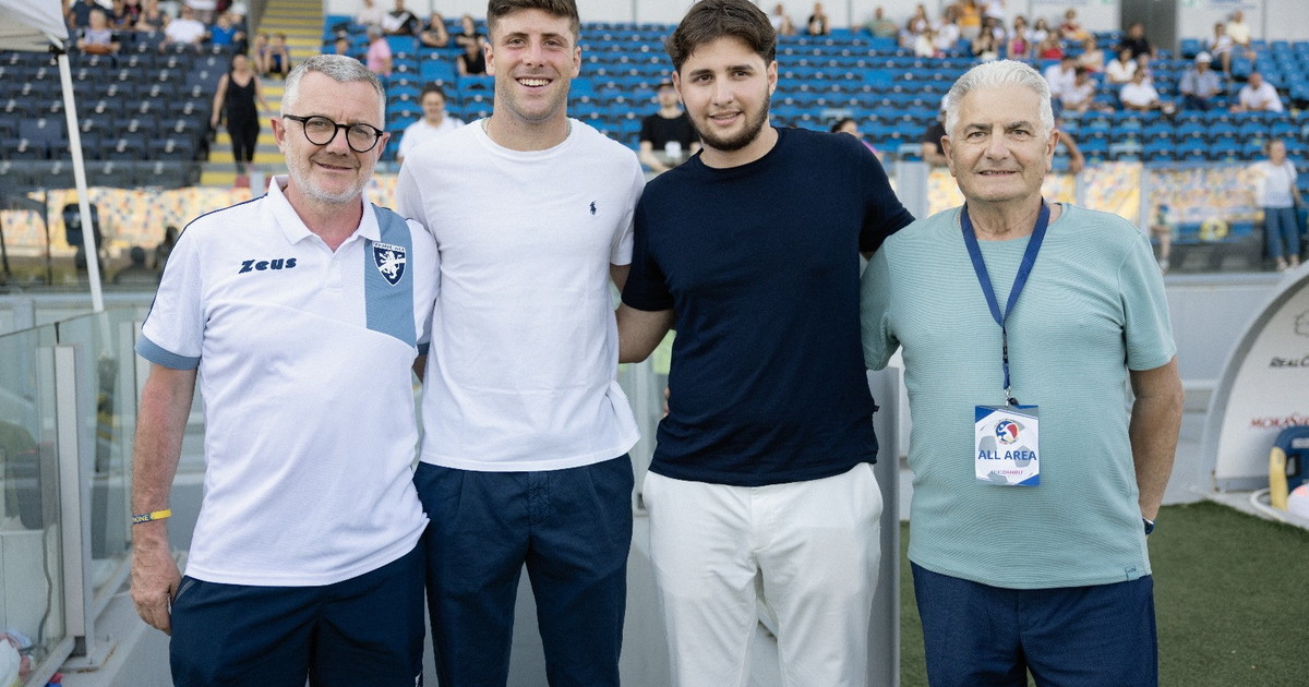 trofeo gianni danieli due giornate di emozioni abbracci e calcio nello stadio stirpe