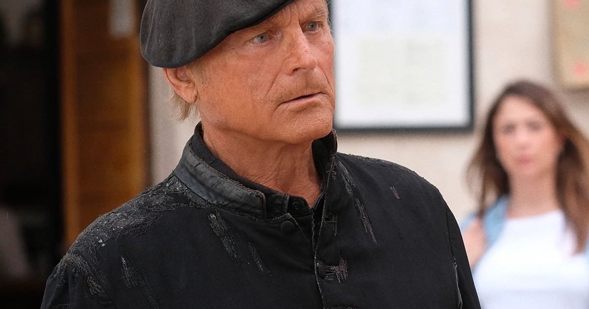 Vince Don Matteo. Infante sul podio, bene l'omaggio a Berlusconi