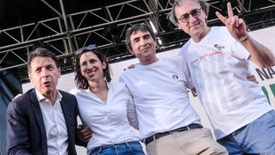 Giù le mani dall'Iran, così il campo largo difende gli ayatollah