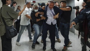 Choc a New York: arrestato dagli agenti dell'immigrazione il candidato sindaco | GUARDA