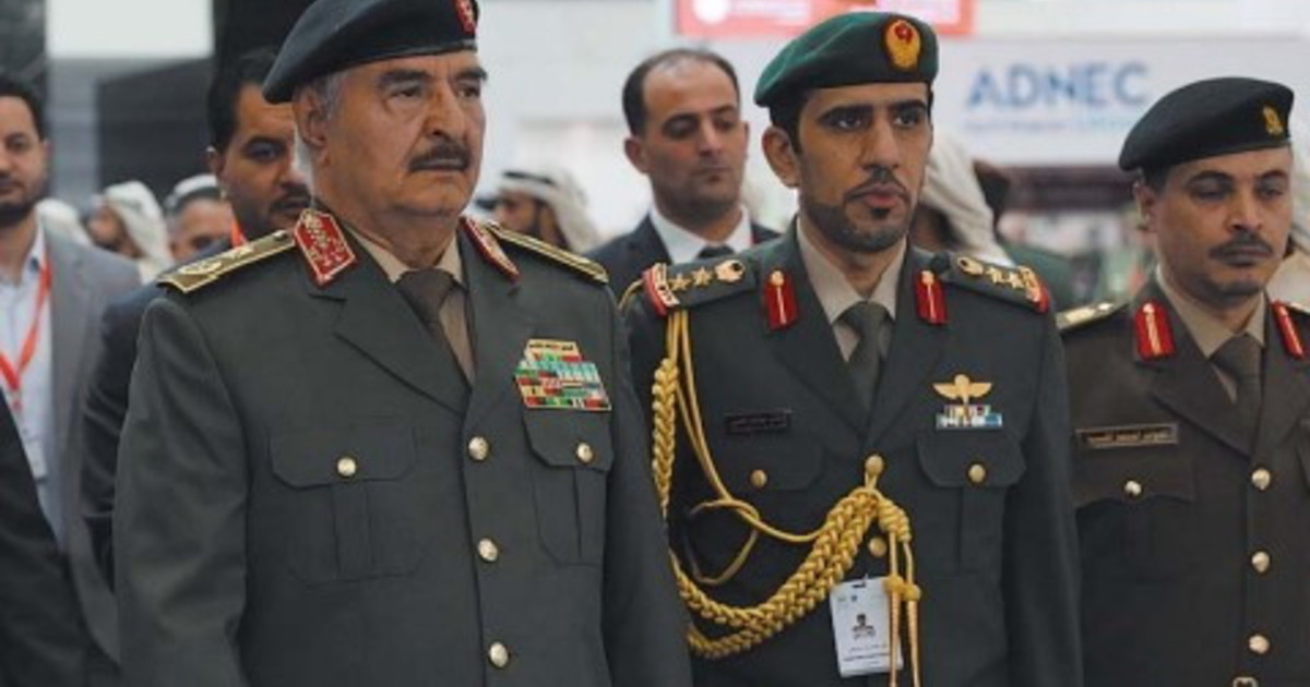 Il ricatto di Haftar: giallo in Libia, bloccati Piantedosi e delegazione Ue