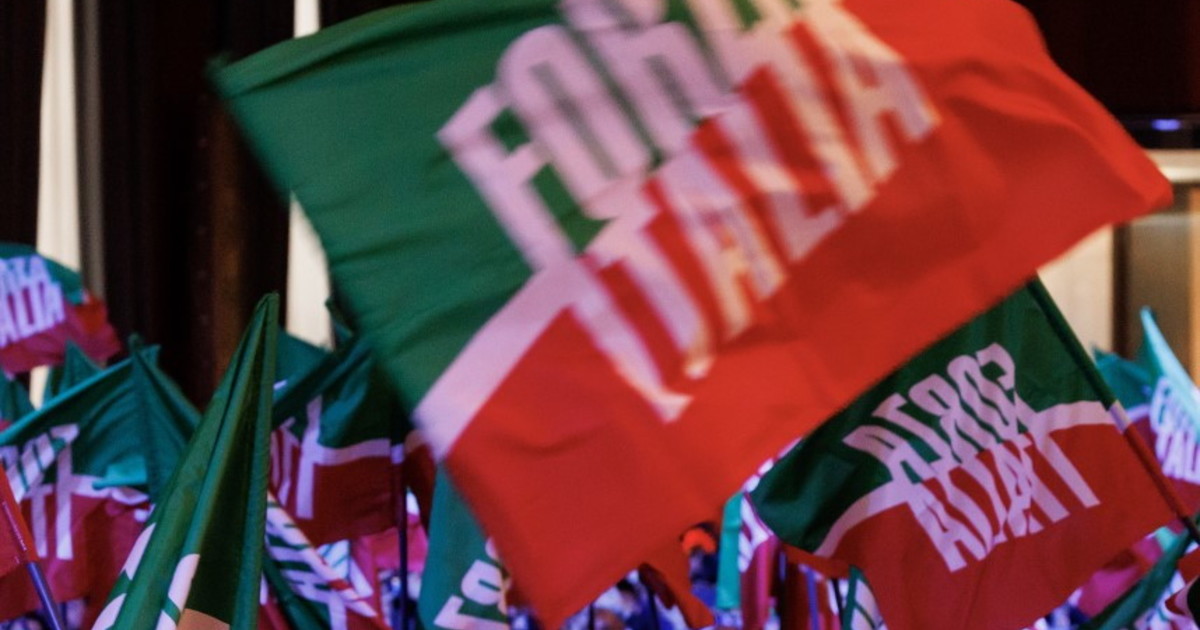 occupazioni sgombero immediato anche per i ladri di seconde case la proposta di fi
