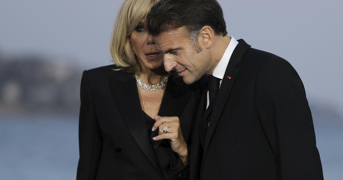 Brigitte trans: assolte le donne della fake news. La première dame al contrattacco