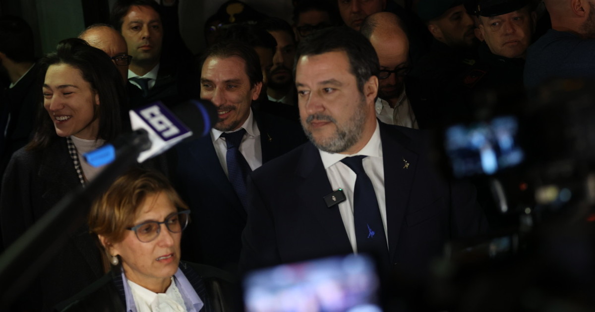 Open Arms, la Procura contro Salvini: ricorso immediato in Cassazione