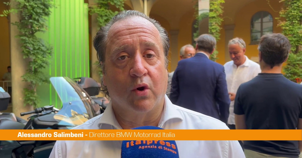 Novi motocikli BMW 1300 RS in 1300 RT z motorjem Boxer 13 so bili predstavljeni