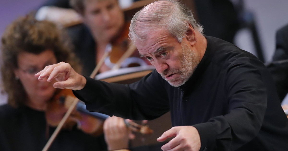 reggia di caserta annullato dopo le polemiche il concerto del russo gergiev