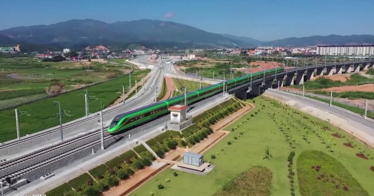 Neznane okoliščine: Kitajski prometni sistem kljub rasti nepredvidljiv