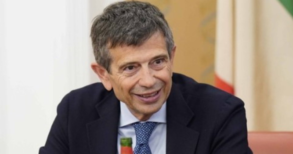 Cnpr Forum, Lupi: “Europa recuperi la sua funzione, logistica e intermodalità assi fondanti” Cnpr Forum, Lupi: “Europa recuperi la sua funzione, logistica e intermodalità assi fondanti”