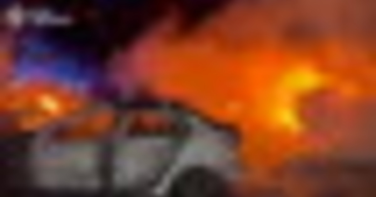 Ruski napadi z droni in bombami na ukrajinska mesta Sumi in Odesa povzročili žrtve in uničenje