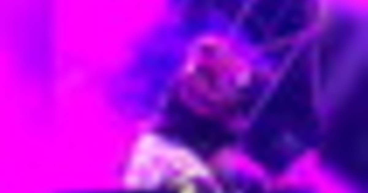 BigMama a Giffoni emoziona tutti, esegue "Charlotte" a cappella