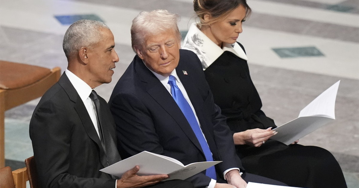 "Complotto sovversivo". Trump spara a zero sulla sinistra Usa: accuse a Obama, Clinton e Biden "Complotto sovversivo". Trump spara a zero sulla sinistra Usa: accuse a Obama, Clinton e Biden