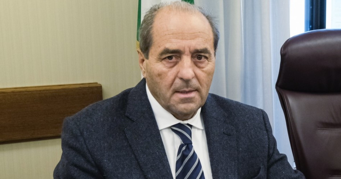 Di Pietro: "Questa riforma è naturale e logica. Considero assurde le critiche dell Di Pietro: "Questa riforma è naturale e logica. Considero assurde le critiche dell
