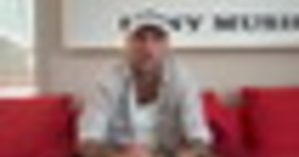 Clementino izdal album 'Grande Anima', Andrea Delogu spregovorila o depresiji