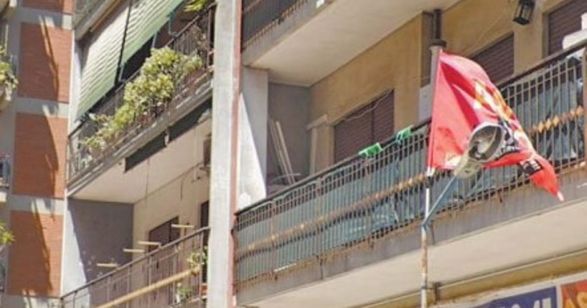 roma battaglia sull acquisto del palazzo occupato centrodestra all attacco