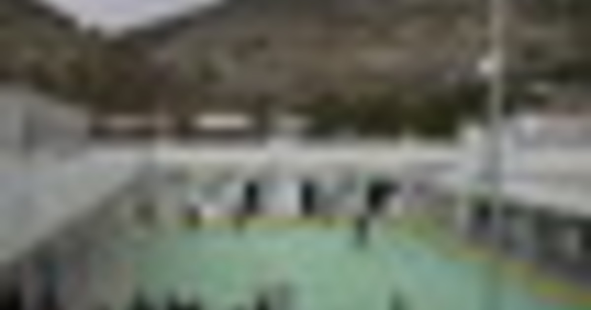 Sporni migrantski centri v Albaniji: Visoki stroški in kritike