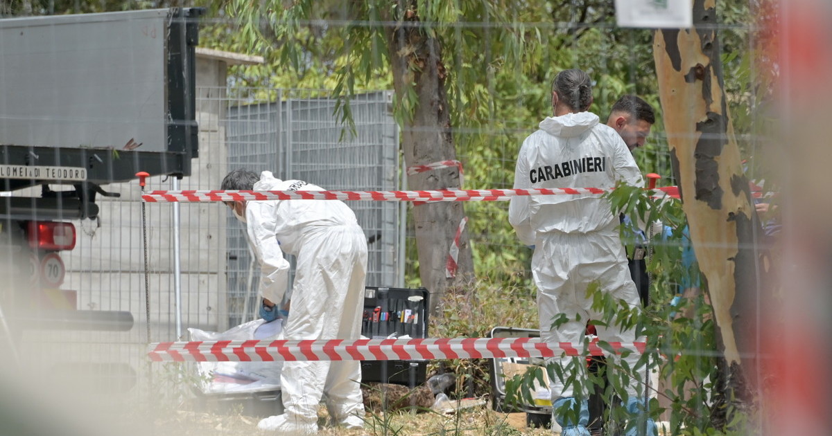 Giallo al San Camillo: ossa umane tra i rifiuti, il ritrovamento choc