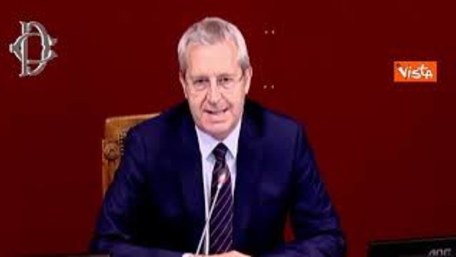 Della Vedova kritiziral omejitve raziskav o gojeni hrani