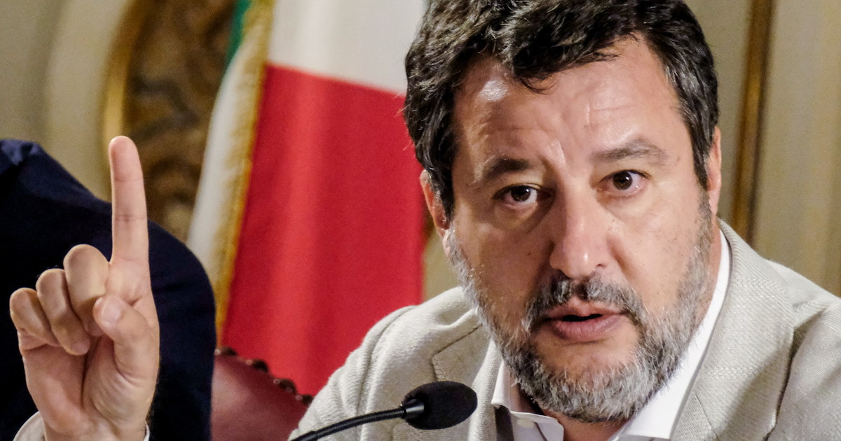 Salvini contrario al riconoscimento dello Stato di Palestina: “Regalo ad Hamas”